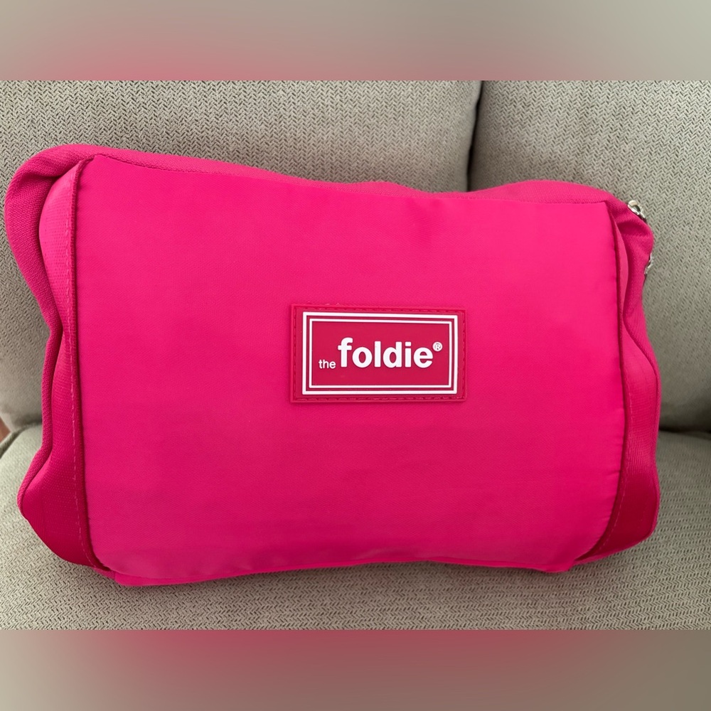 The Foldie® Travel Bag in pink
